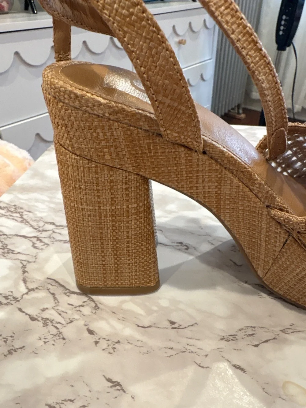 dolce vita Wendal Plarform Q-star Sandals
